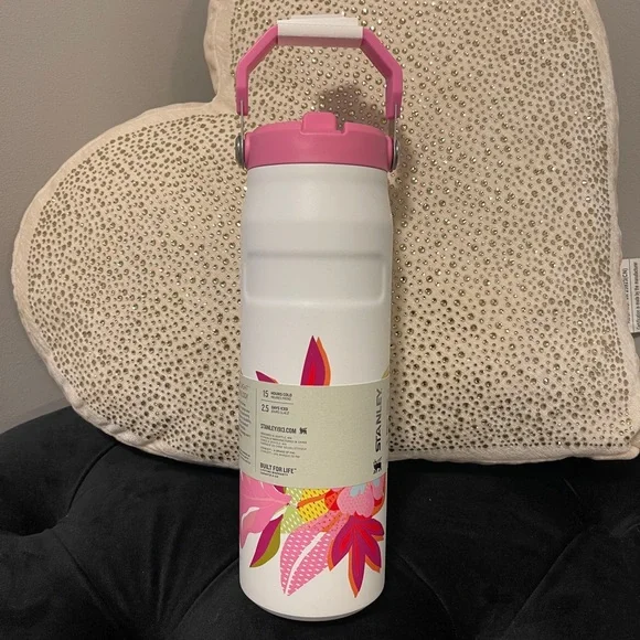 Stanley Mother’s Day Special Edition 24oz IceFlow Aerolight FlipStraw - Picture 2 of 6